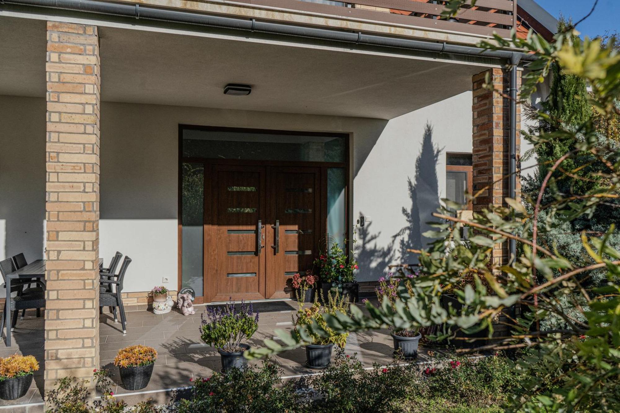 Dreko Panzio & Borbisztro Bed & Breakfast Gyorujbarat Ngoại thất bức ảnh