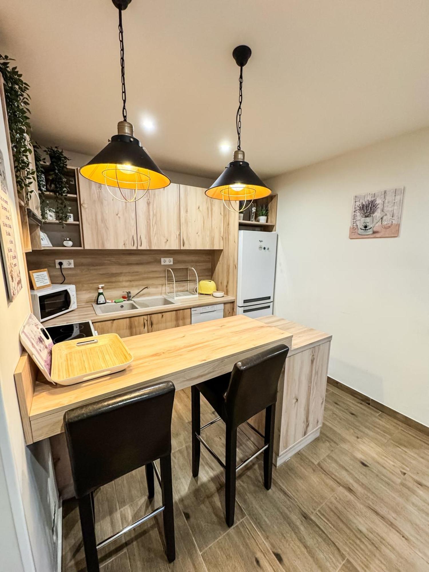 Dreko Panzio & Borbisztro Bed & Breakfast Gyorujbarat Ngoại thất bức ảnh